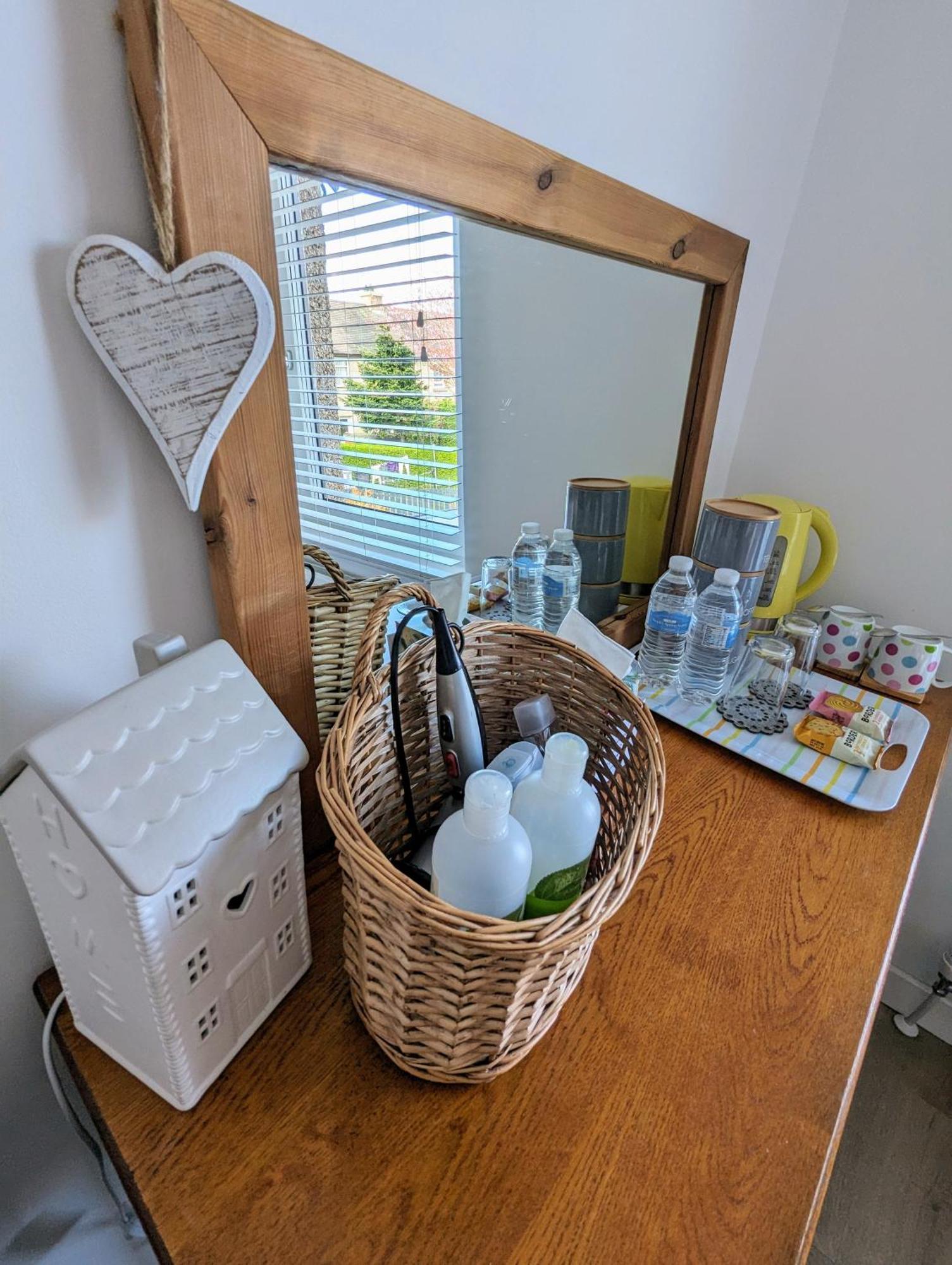 Cosy Guest Room In A Family Home With Free Parking Edinburgh Exterior photo